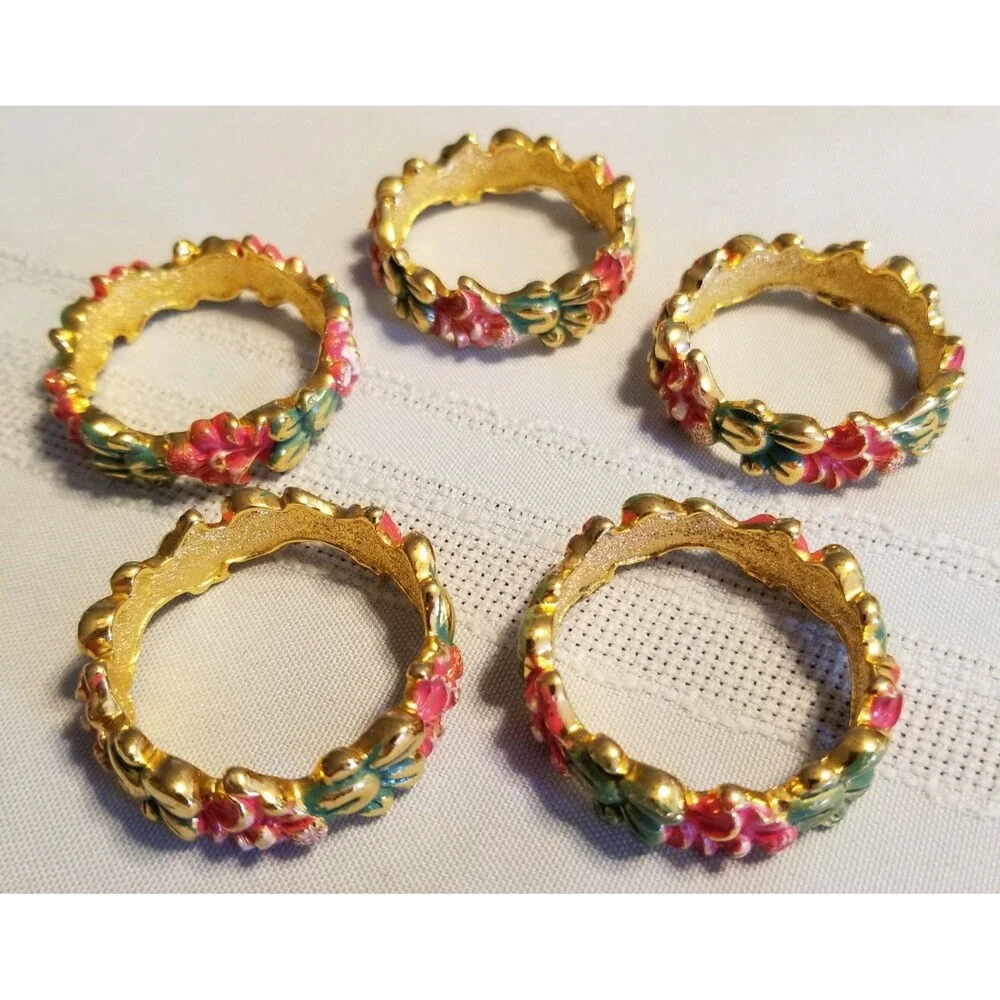 Hand‑Painted Gold Floral Napkin Rings Set of 5 – Vintage Style
